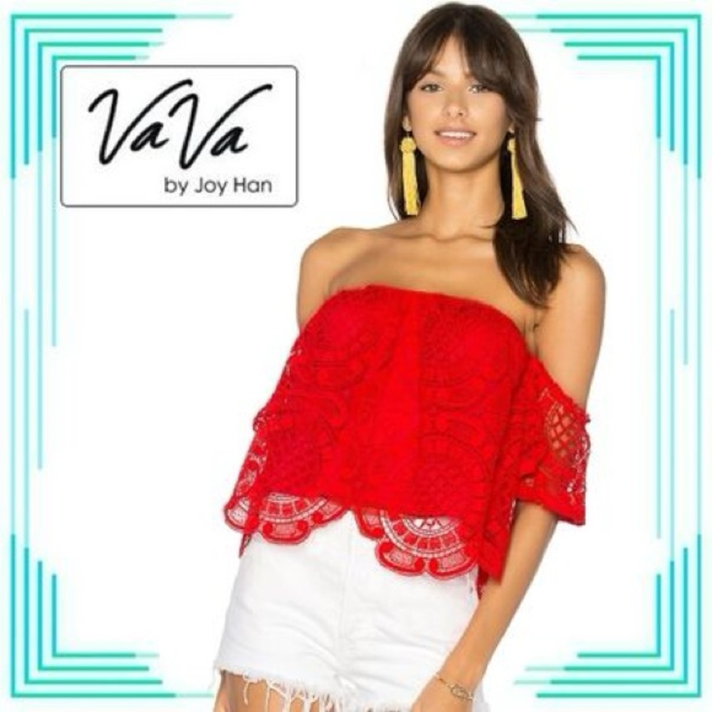 VaVa by Joy Han Laia Red Lace Off-Shoulder Crop Top, size Large, circa 2017
